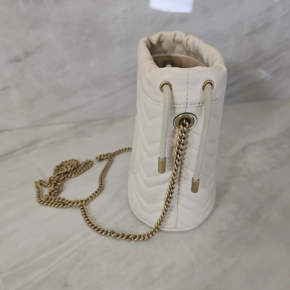 Gucci GG Marmont Bucket Bag - Picture 10 of 12